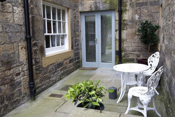Terrace/patio - Central New Town Apartment (Edinburgh)