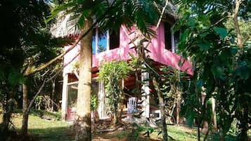 Mặt tiền nơi lưu trú