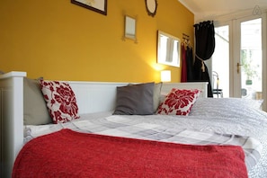 Room - Auld Pottery (Edinburgh)