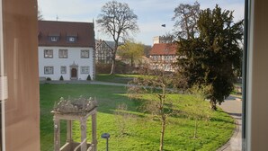 Standard Double Room, 2 Twin Beds | Desk, WiFi (free), bed sheets - Schloss Buchenau (Eiterfeld)