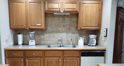 Fully-Furnished 2-Bedroom/2-Bath Condo ~ Boulder, Colorado - Close to University