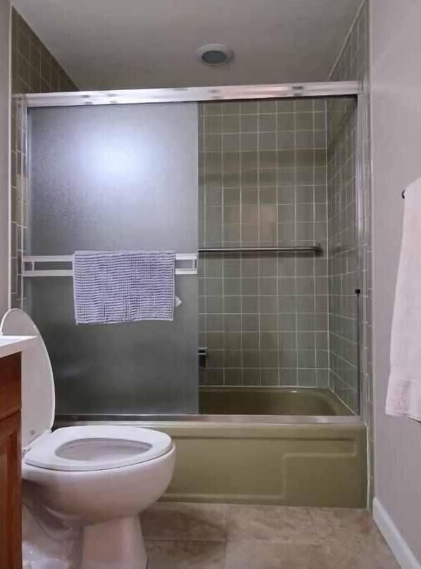 Towels, soap, toilet paper