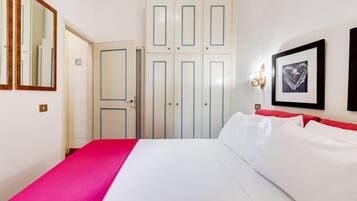 1 Schlafzimmer, BĂŒgeleisen/BĂŒgelbrett, WLAN, BettwĂ€sche