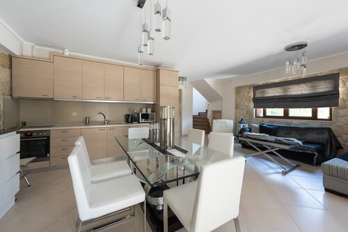 #Luxlikehome J&B Siviri Villa