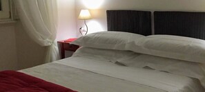 Deluxe Room, 1 Double Bed (Berenice) | Premium bedding, in-room safe, blackout curtains, soundproofing