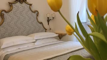 Deluxe Double Room, 1 Queen Bed (Ofelia) | Premium bedding, in-room safe, blackout drapes, soundproofing