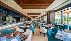 Hi ha 3 restaurants amb esmorzars