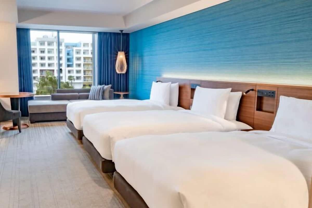 In-room safe, desk, blackout drapes, soundproofing