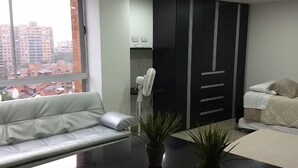 Unclassified image, 4 of 18, button - Apartasuites Poblado (Medellín)