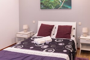 3 makuuhuonetta, silitysrauta/-lauta, vauvan matkasänky, ilmainen Wi-Fi