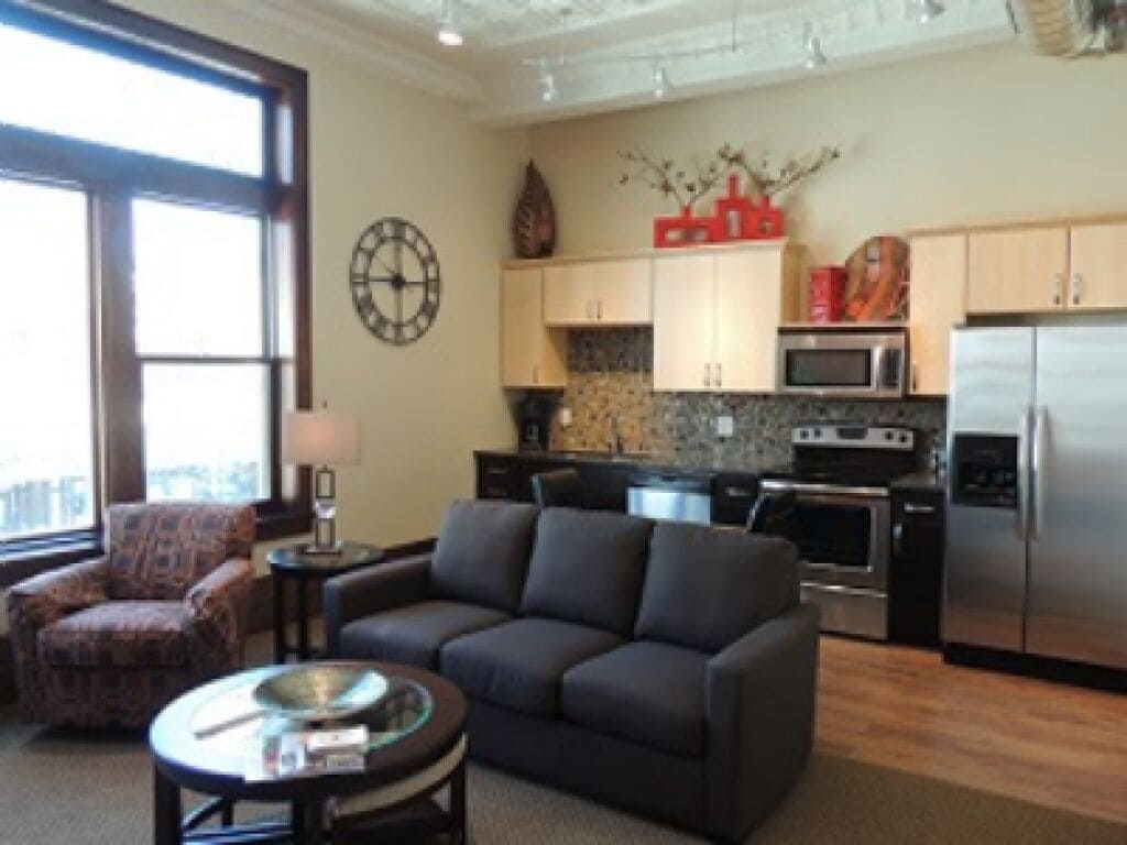 luxury suite, private bathroom (the macatawa)