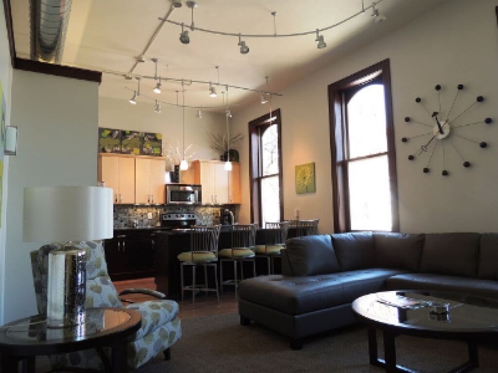 奢華套房, 私人浴室 (The Michigan)