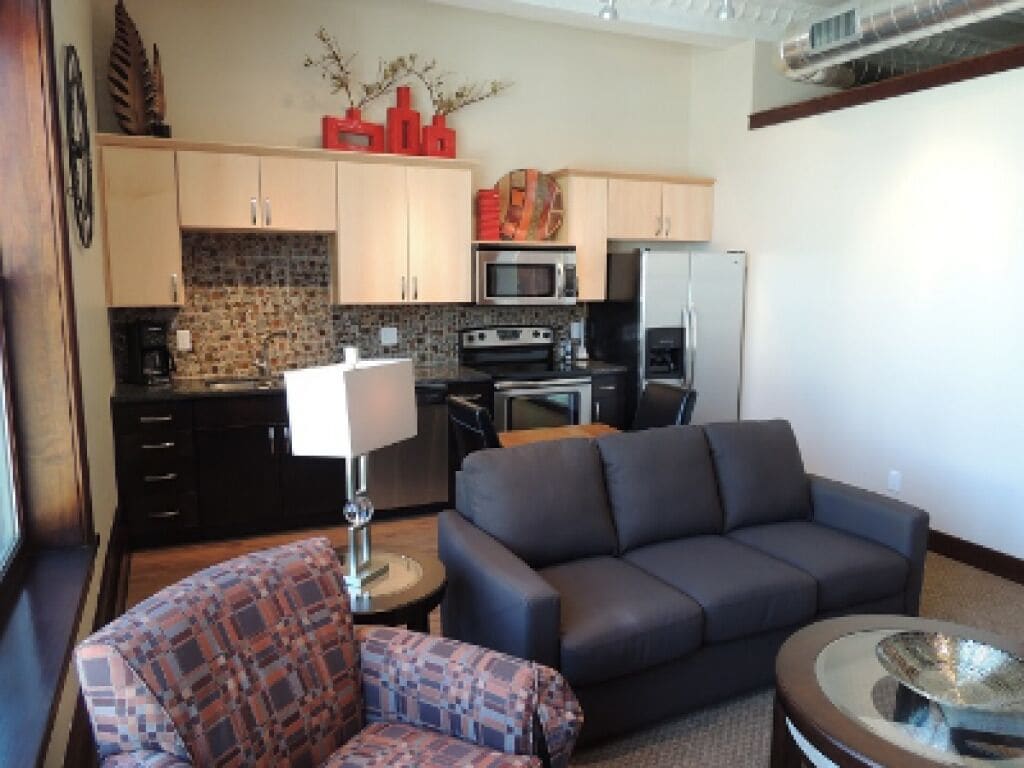 luxury suite, private bathroom (the macatawa)