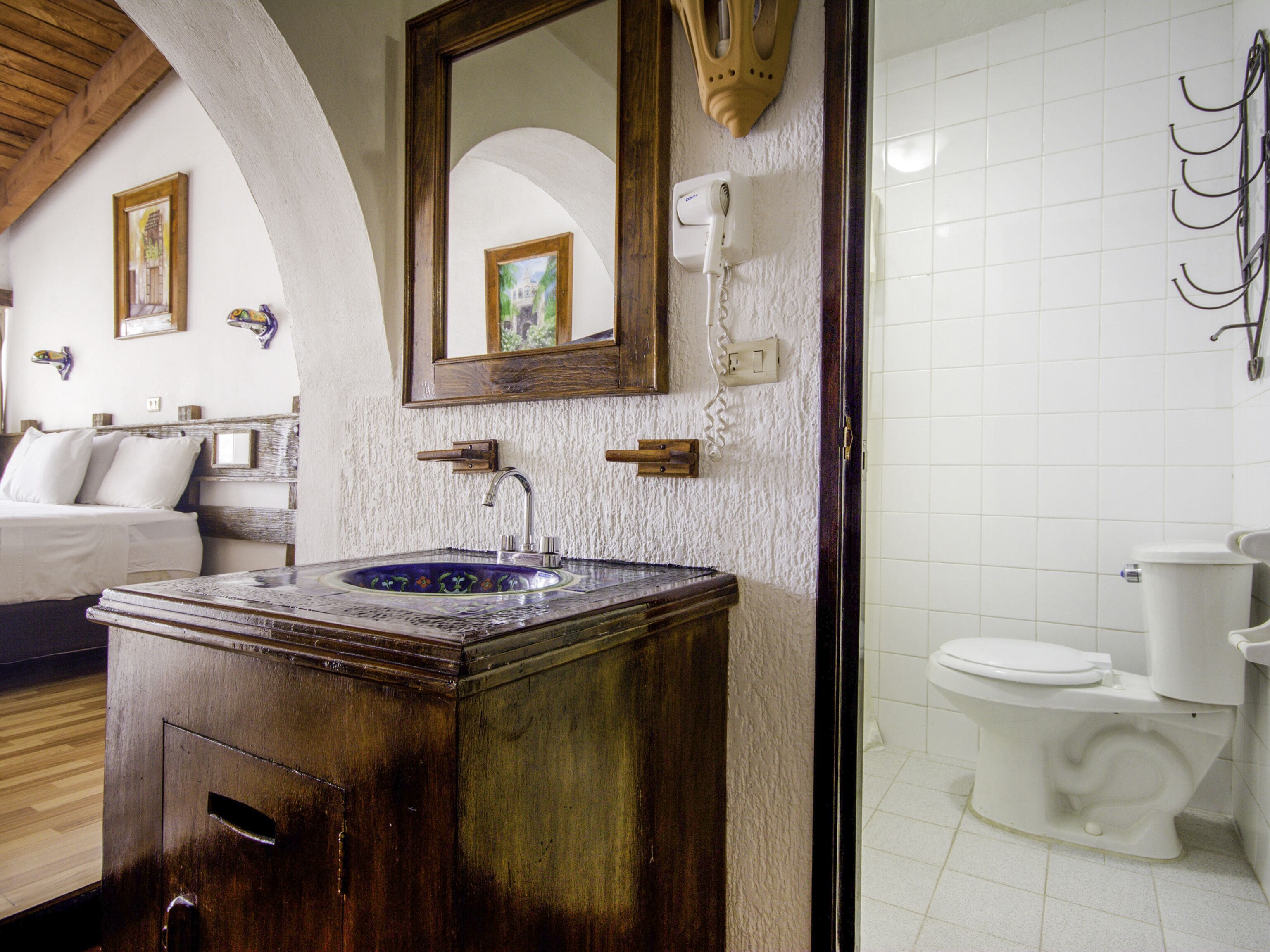 superior room | bathroom | shower, free toiletries, hair dryer, towels