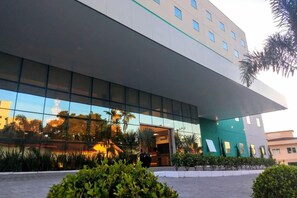 Front of property - Tri Hotel Executive Indaial (Indaial)