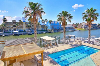 Compass Condominium by Vacasa