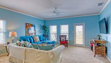 Casa, varias camas (Apartment) | Sala de estar