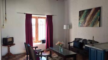 Smart TV de 32 pulgadas con canales por cable, televisión y Netflix