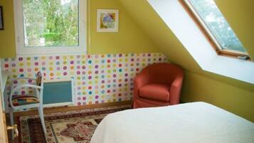 3 habitaciones, tabla de planchar con plancha y wifi