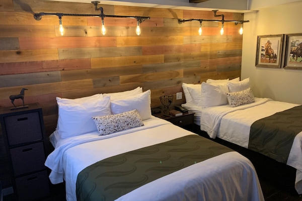 Basic-Suite, 2 Doppelbetten