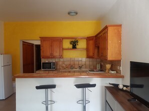 Living area - Over The Hill - Guesthouse & Residence (La Savane)