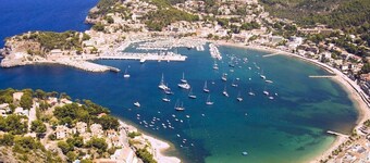 Fantastically beautiful 5 *** holiday home with wonderful views