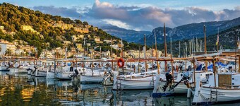 Fantastically beautiful 5 *** holiday home with wonderful views