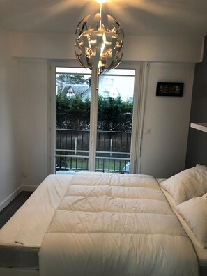 1 bedroom, WiFi, bed sheets
