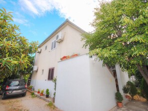 Exterior - Apartment Ivanka, (15992), Kaštel Štafilic, hr (Kaštel Štafilic)