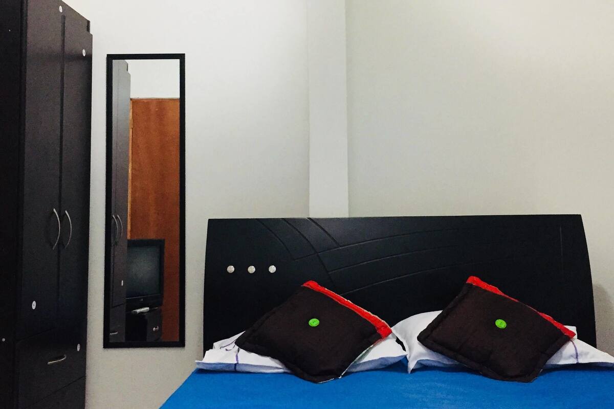 Chambre double, 1 lit double | Literie fournie