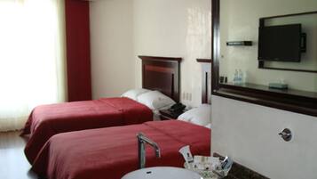 Traditional Room, 2 Double Beds