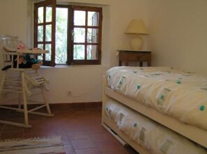 3 bedrooms, iron/ironing board, travel crib, free WiFi - House / Villa - Sète (Sète)
