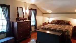 2 chambres, bureau, fer et planche à repasser, accès au Wi-Fi (inclus)