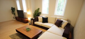 單棟房屋 (HV-6) | 客廳 | 平面電視