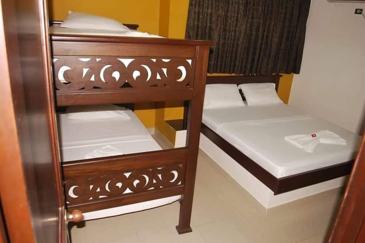 Free WiFi, bed sheets