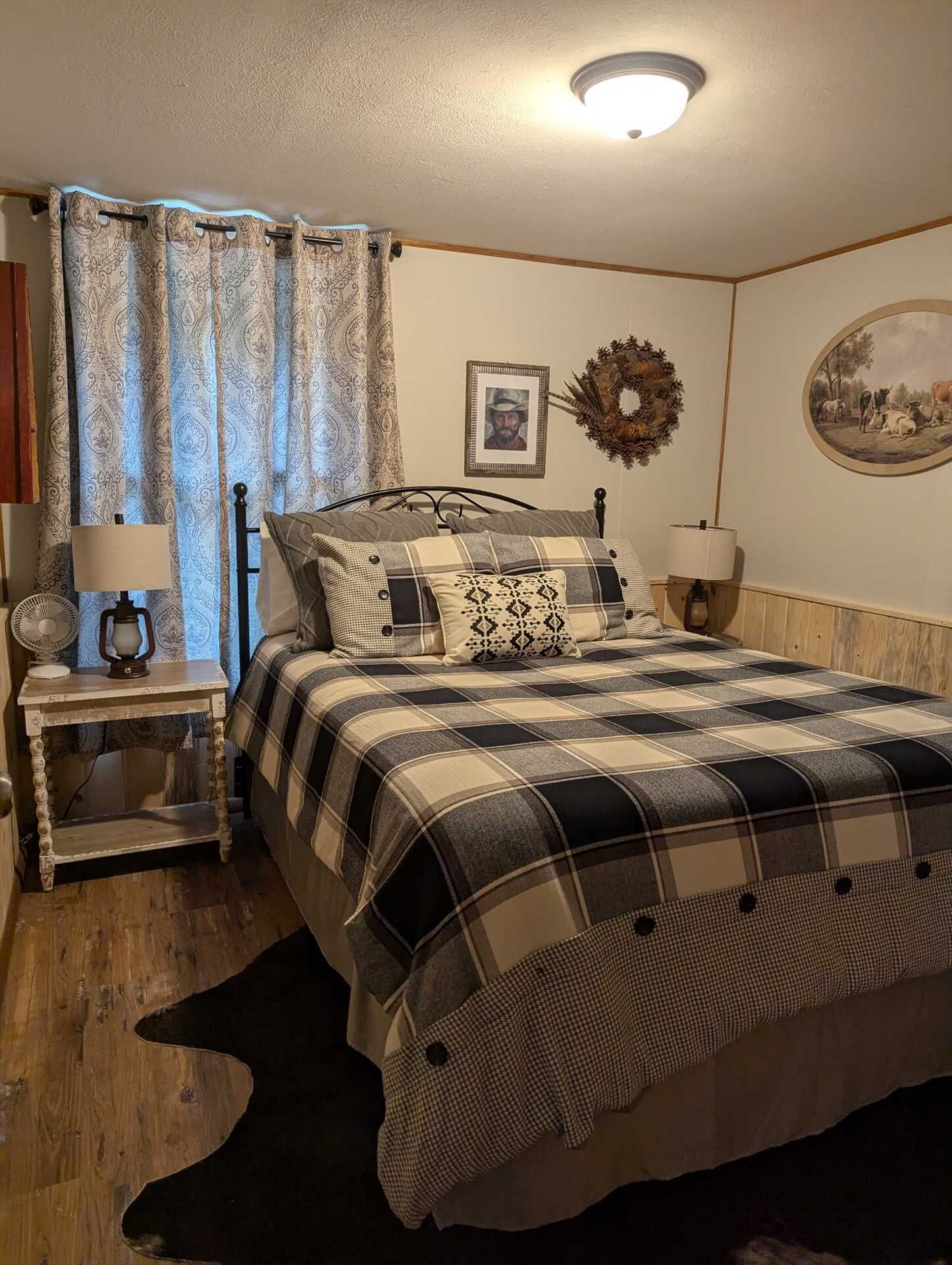 2 bedrooms, internet, bed sheets