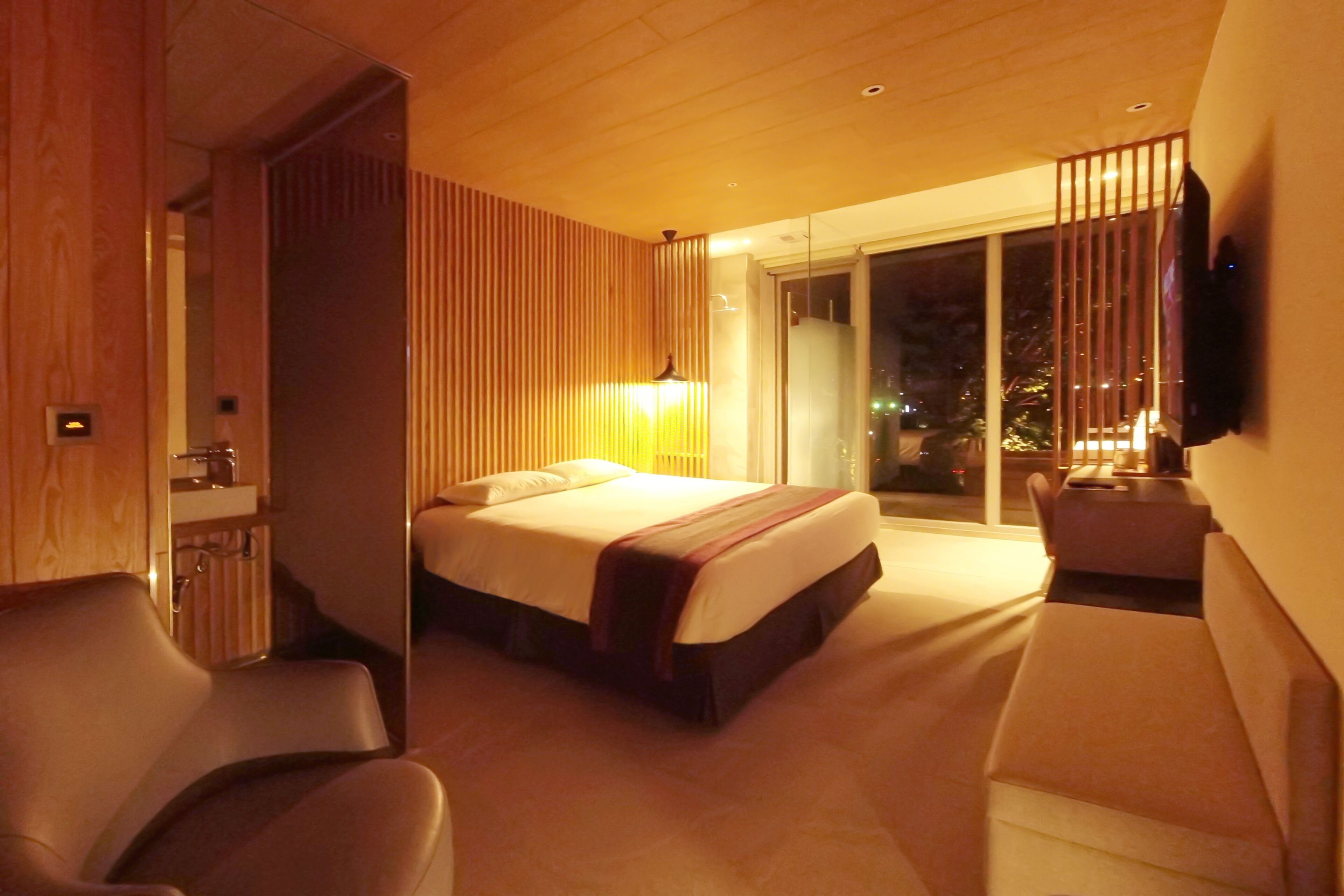 deluxe double room a | premium bedding, in-room safe, desk, laptop workspace