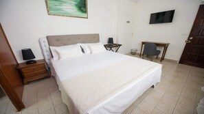 1 soverom, strykejern/-brett og wi-fi (inkludert)