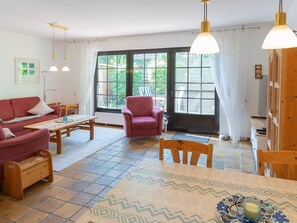 Unclassified image, 2 of 27, button