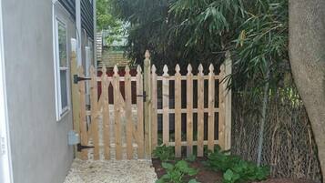 Enceinte de lâhĂ©bergement