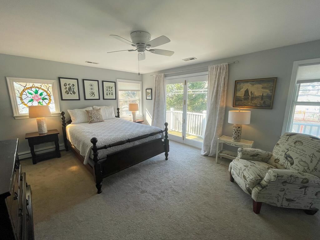 4 habitaciones, tabla de planchar con plancha y internet 