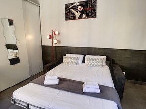 Iron/ironing board