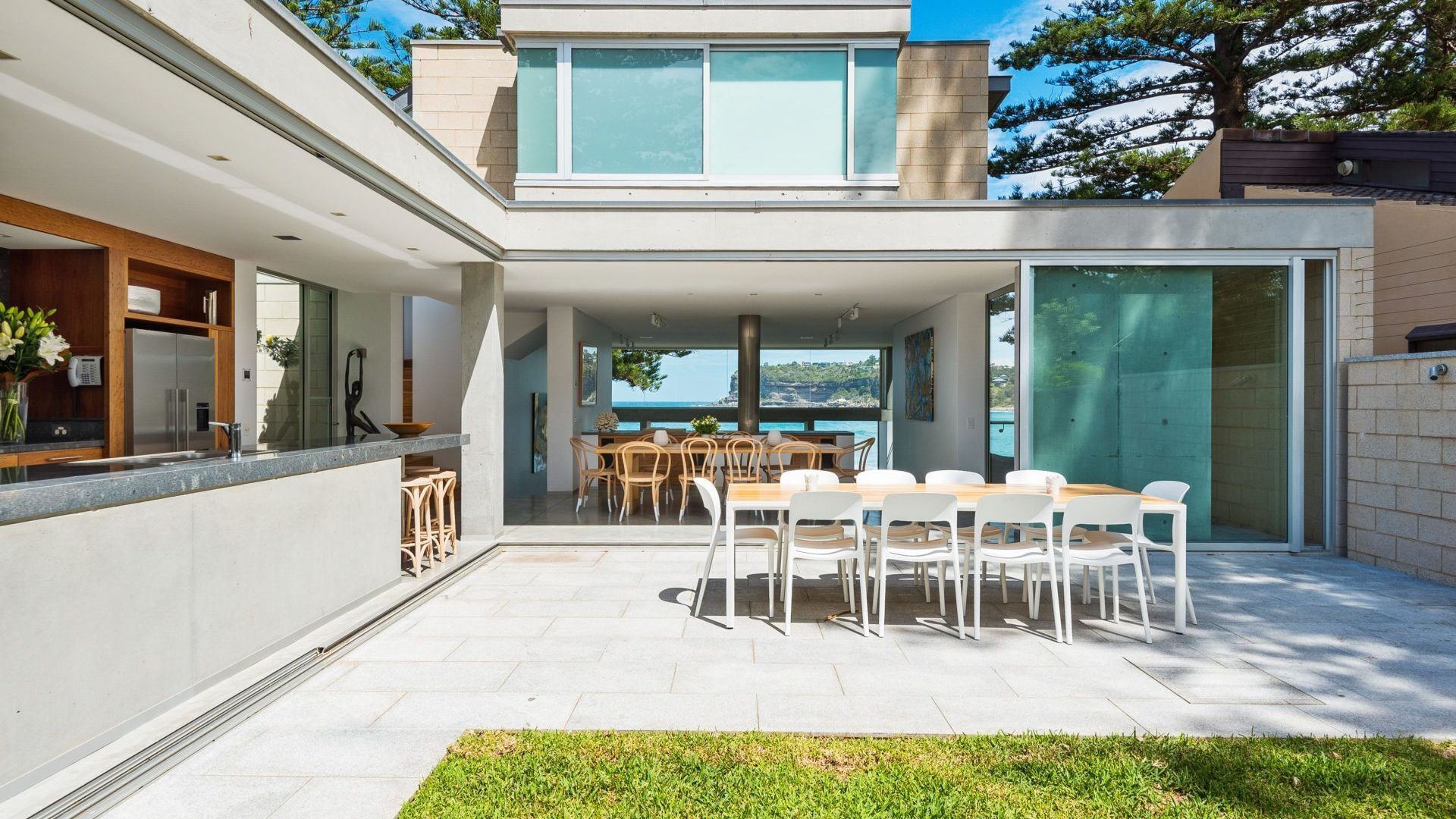 SURFBREAK by Palm Beach Holiday Rentals — image 10