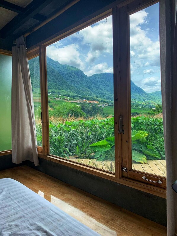 Free WiFi, bed sheets - Opal house (Sa Pa)