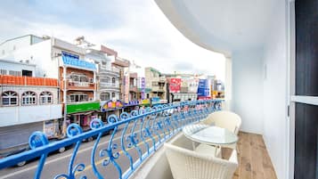 Deluxe Double Room, Balcony, City View | Balcony