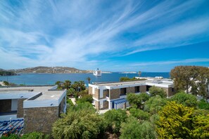 Ropa de cama de alta calidad y camas con pillow-top