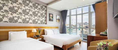 Luxury Suite, City View