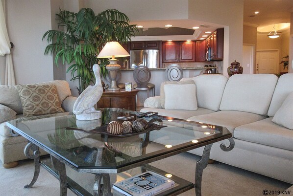 TV - 3B/3B Executive Penthouse w/ Breathtaking Views At Waterside (Fort Myers Beach)