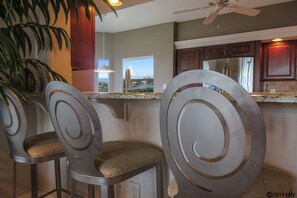 Dining - 3B/3B Executive Penthouse w/ Breathtaking Views At Waterside (Fort Myers Beach)