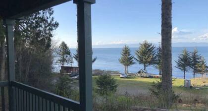 Hillcrest Olympic Beach Cabin on the Strait of Juan De Fuca